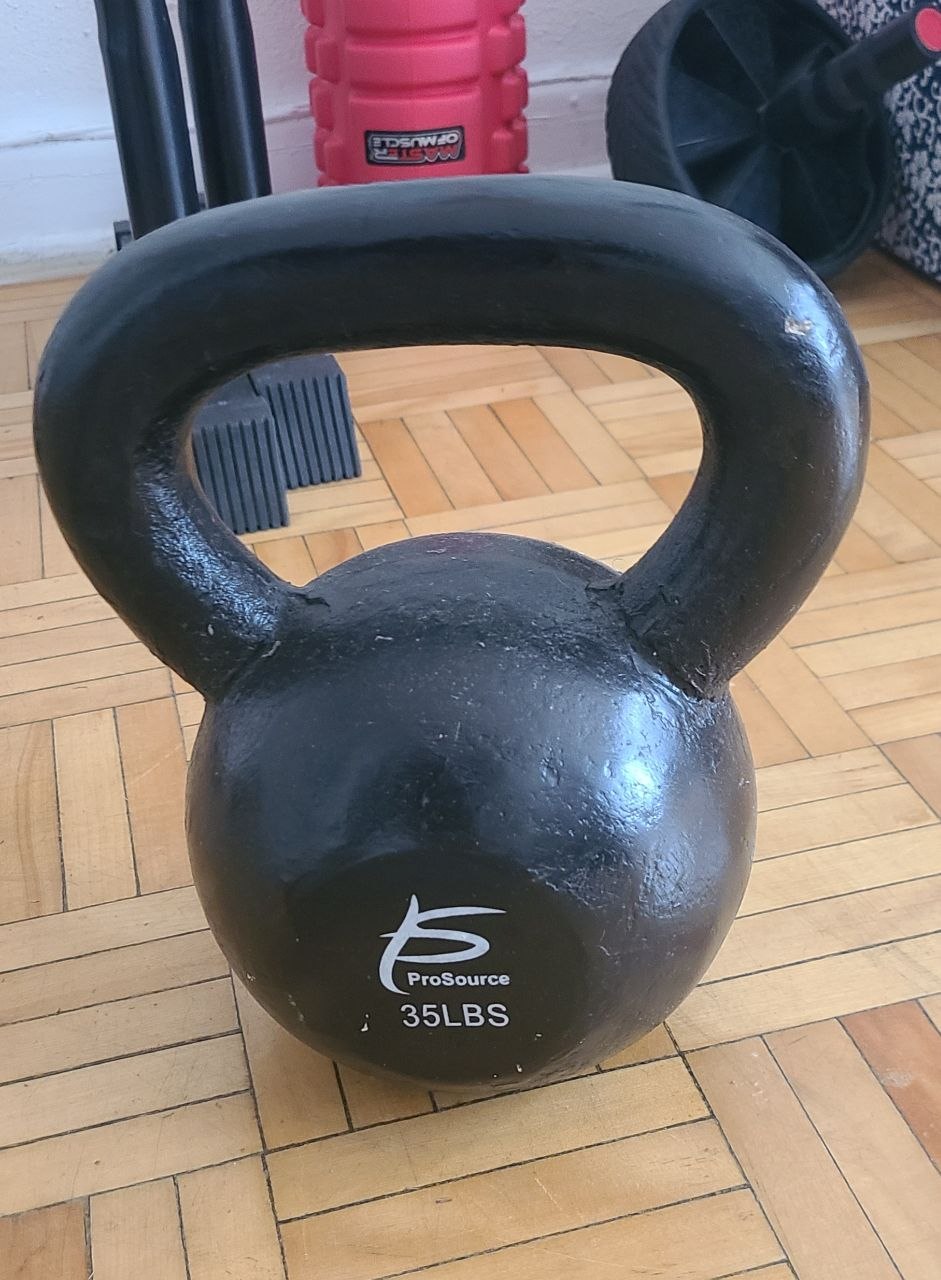 ProSource 35 lb Cast-Iron Kettlebell