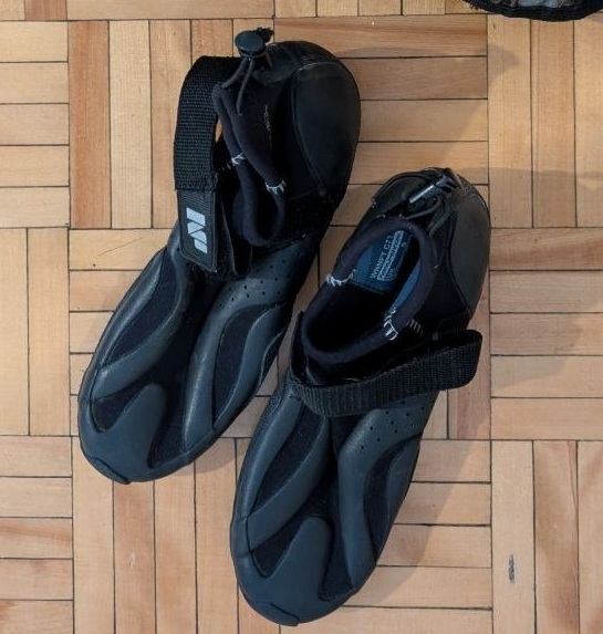 Winneft Neoprene Water Shoes / Aqua Socks — photo 1 of 2